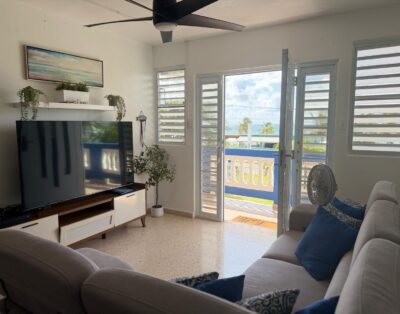 Carly Beach House / Relax in nature, beachfront with private pool